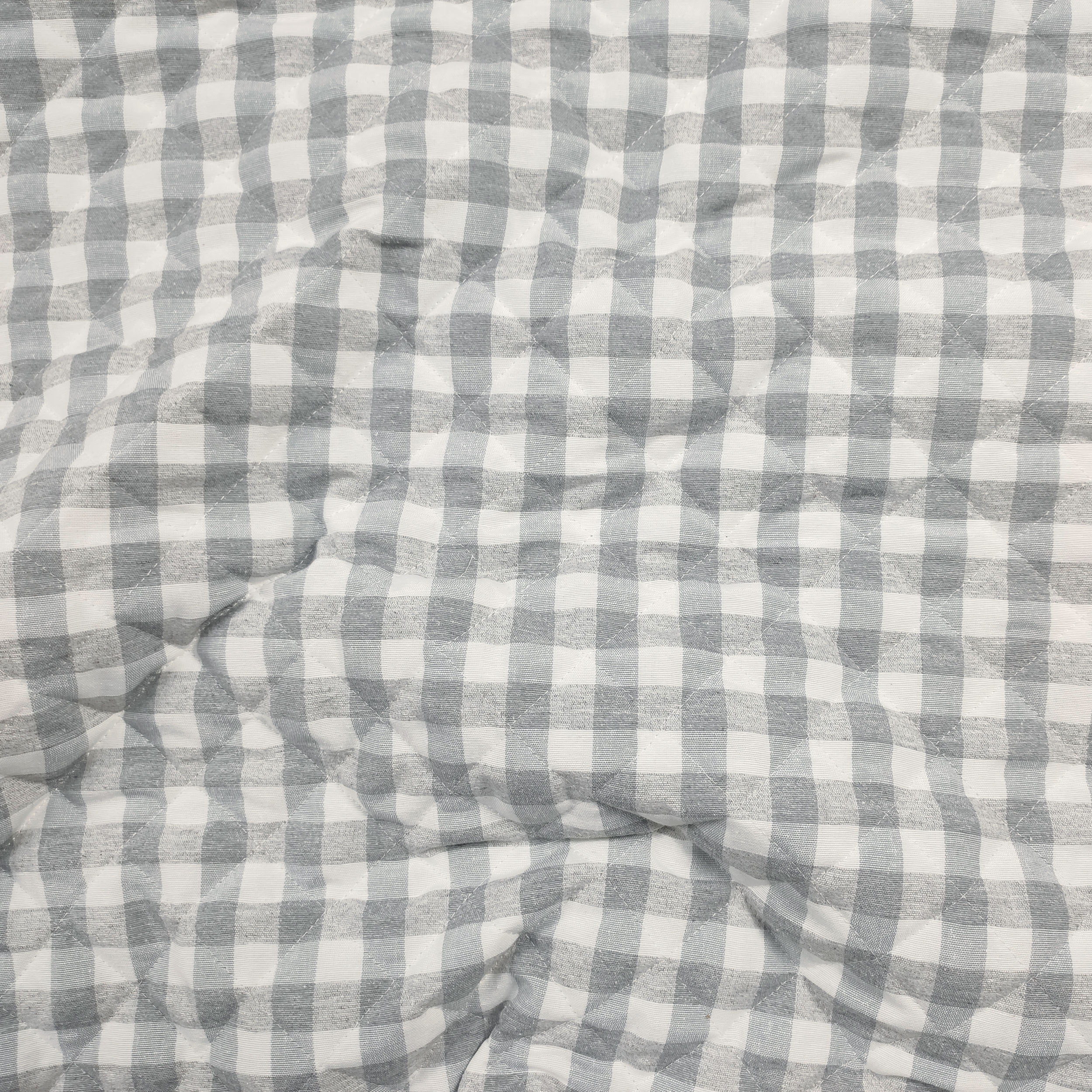 Tessuto Trapuntato Quadretti Grigio Chiaro