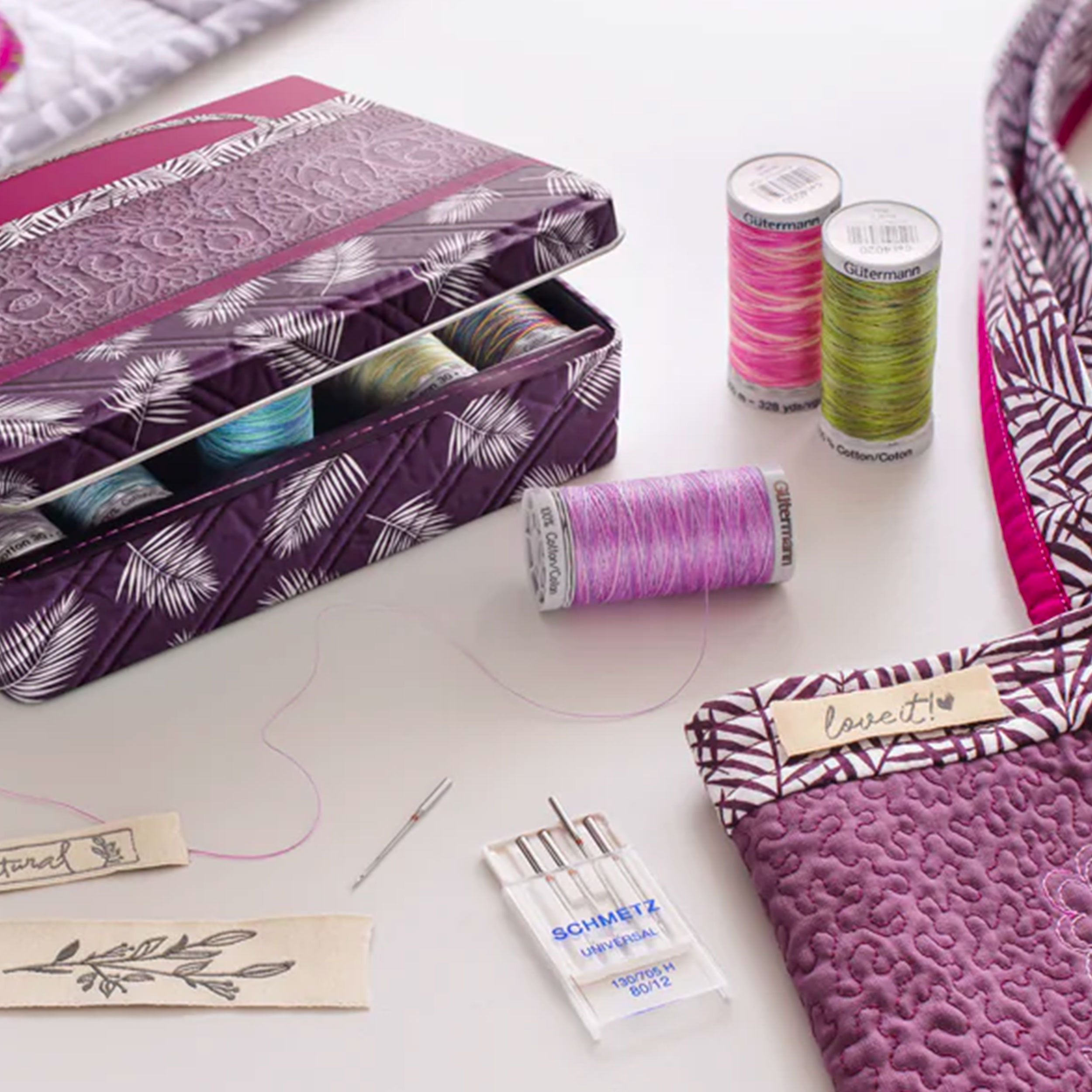 Gutermann Cottone Box 12 Bobine Cotone 300m e Aghi