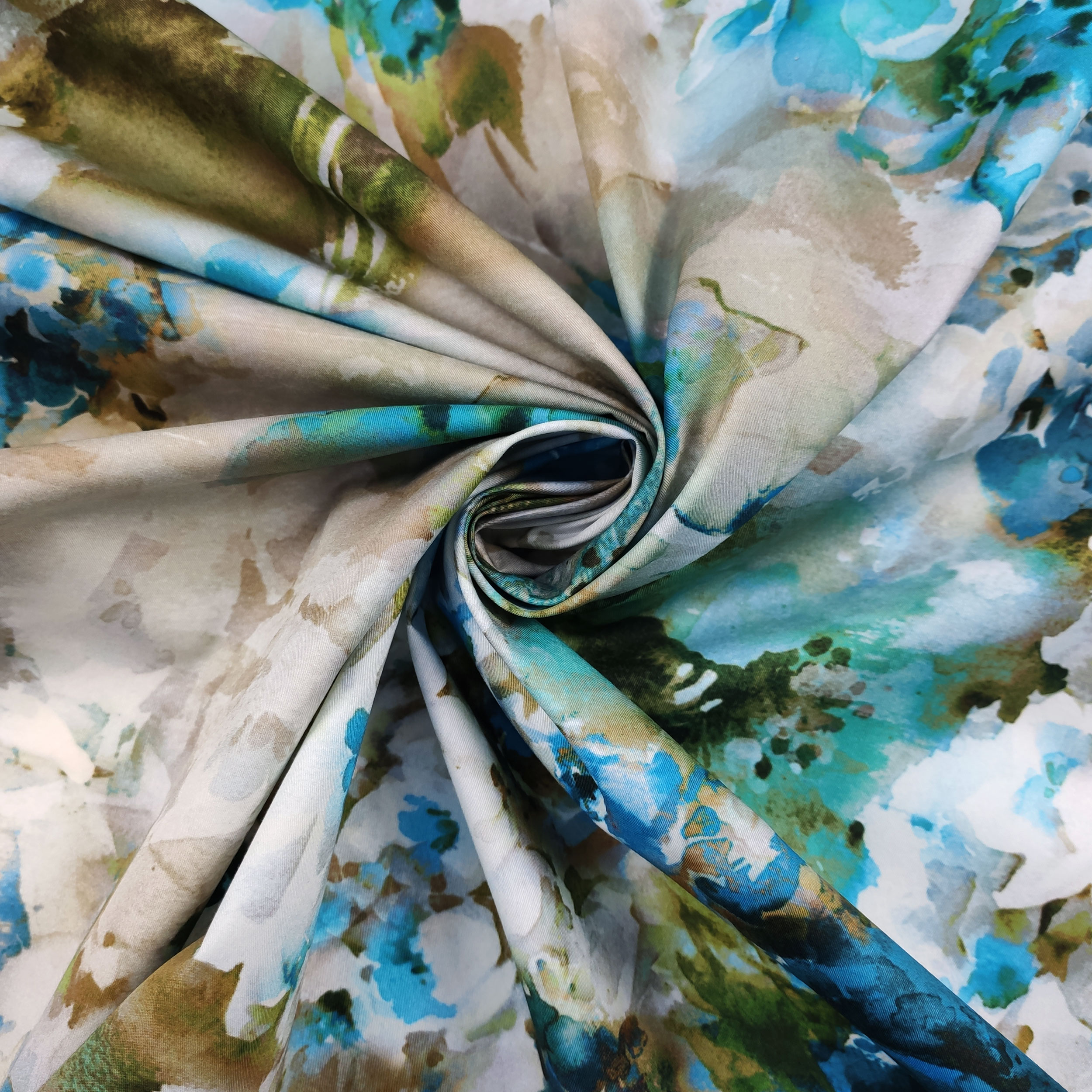 Cotone Elasticizzato Fantasia Fiori Dipinti in Blu