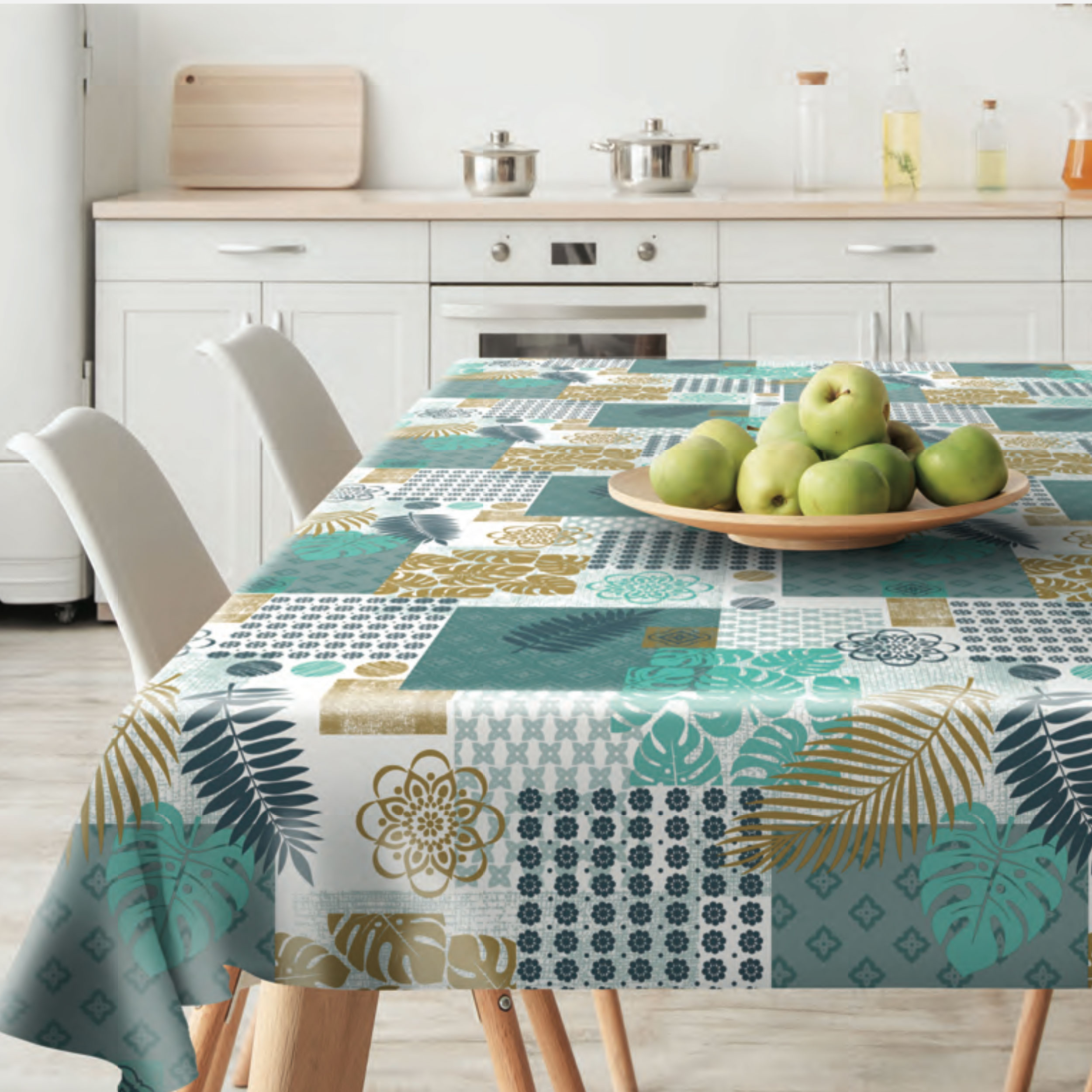 Tessuto Tovaglia Plastificata Patchwork Estivo Image