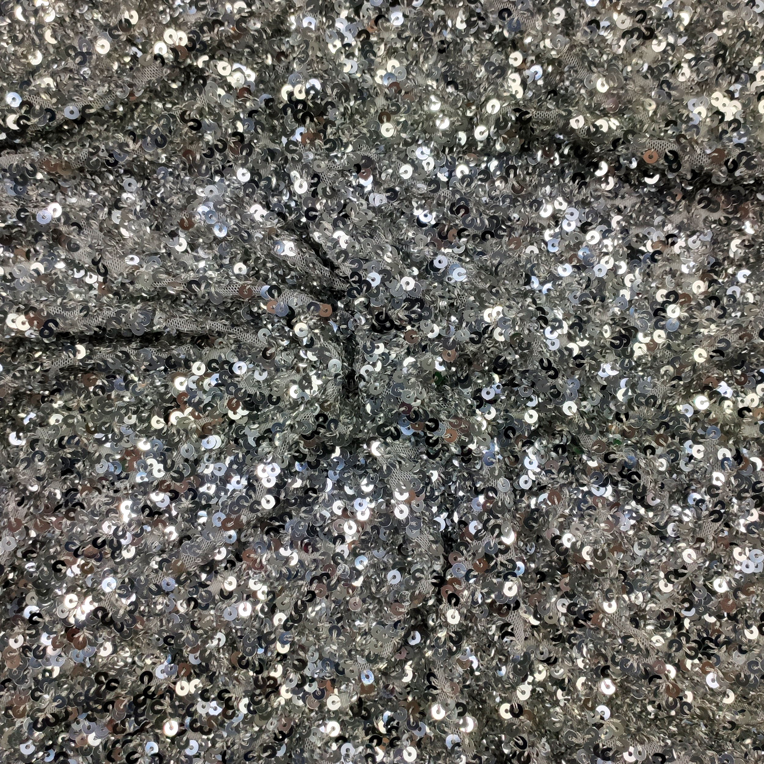 Tessuto Paillettes su Tulle Grigio