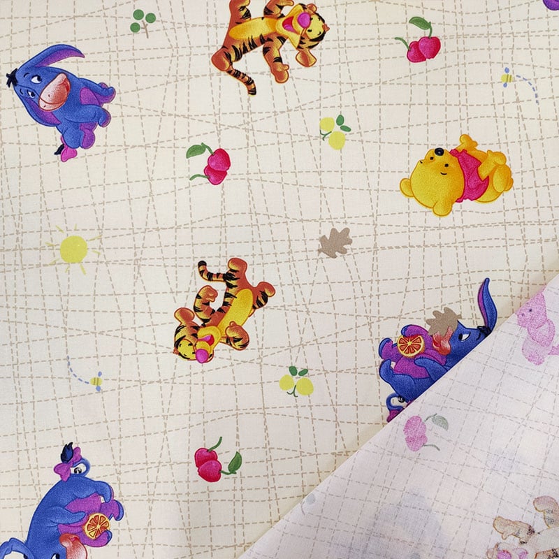 Tessuto Cotone Disney Winnie The Pooh Sfondo Beige