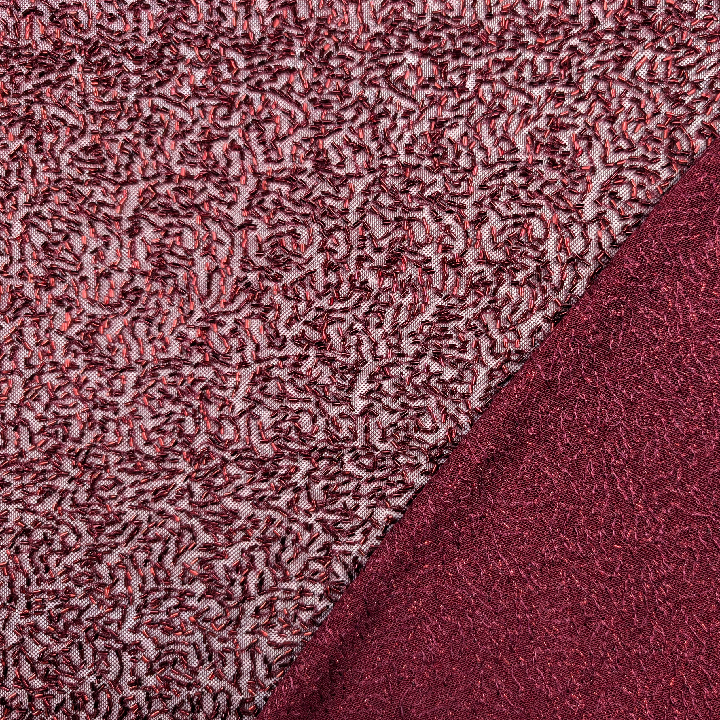 Tulle Ricamato con Perline Tubolari Bordeaux Image