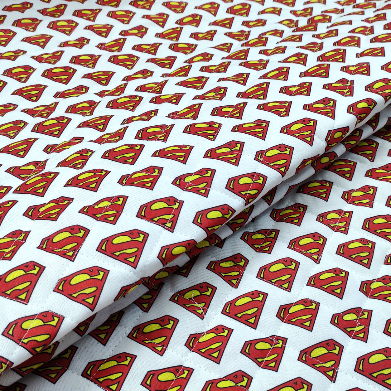 Tessuto trapuntato superman logo