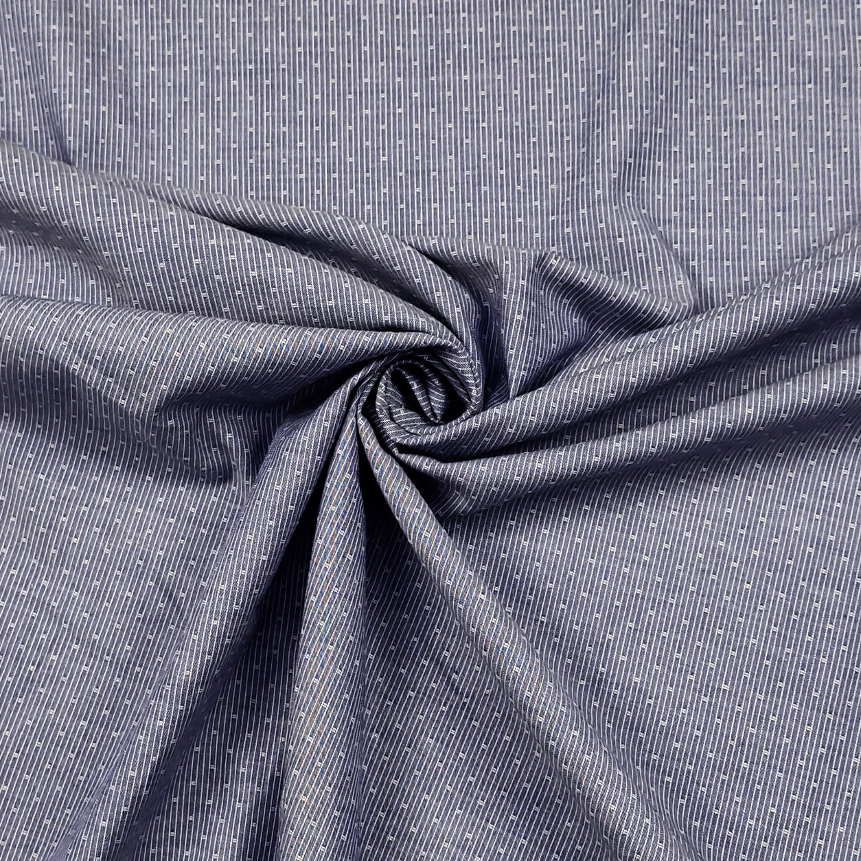 tela-cotone-per-abbigliamento-microfantasia-sfondo-azzurro