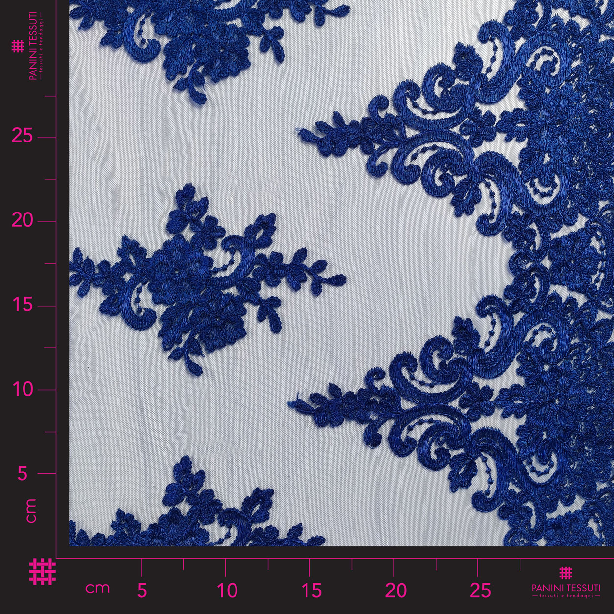 tessuto-tulle-con-doppio-smerlo-ricamato-bluette