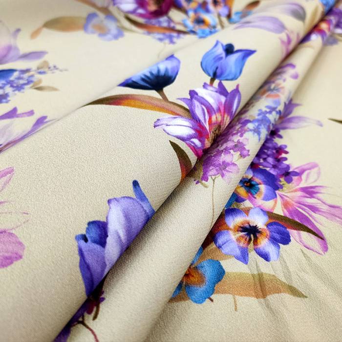Tessuto Seta Floreale Alta Moda