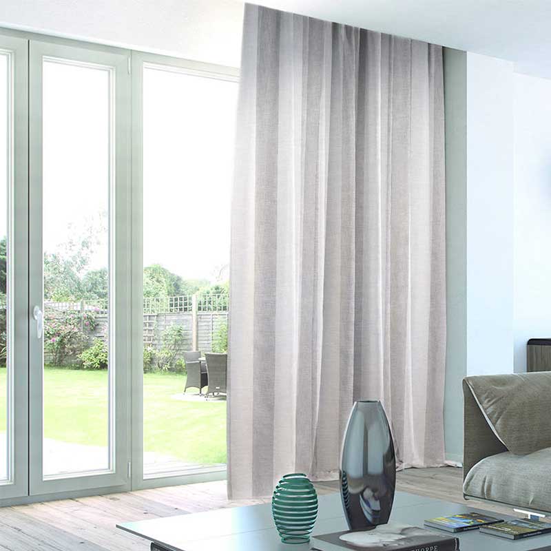 Tenda-Righe-Verticali_Grigio-Bianco_Ambientazione800x800