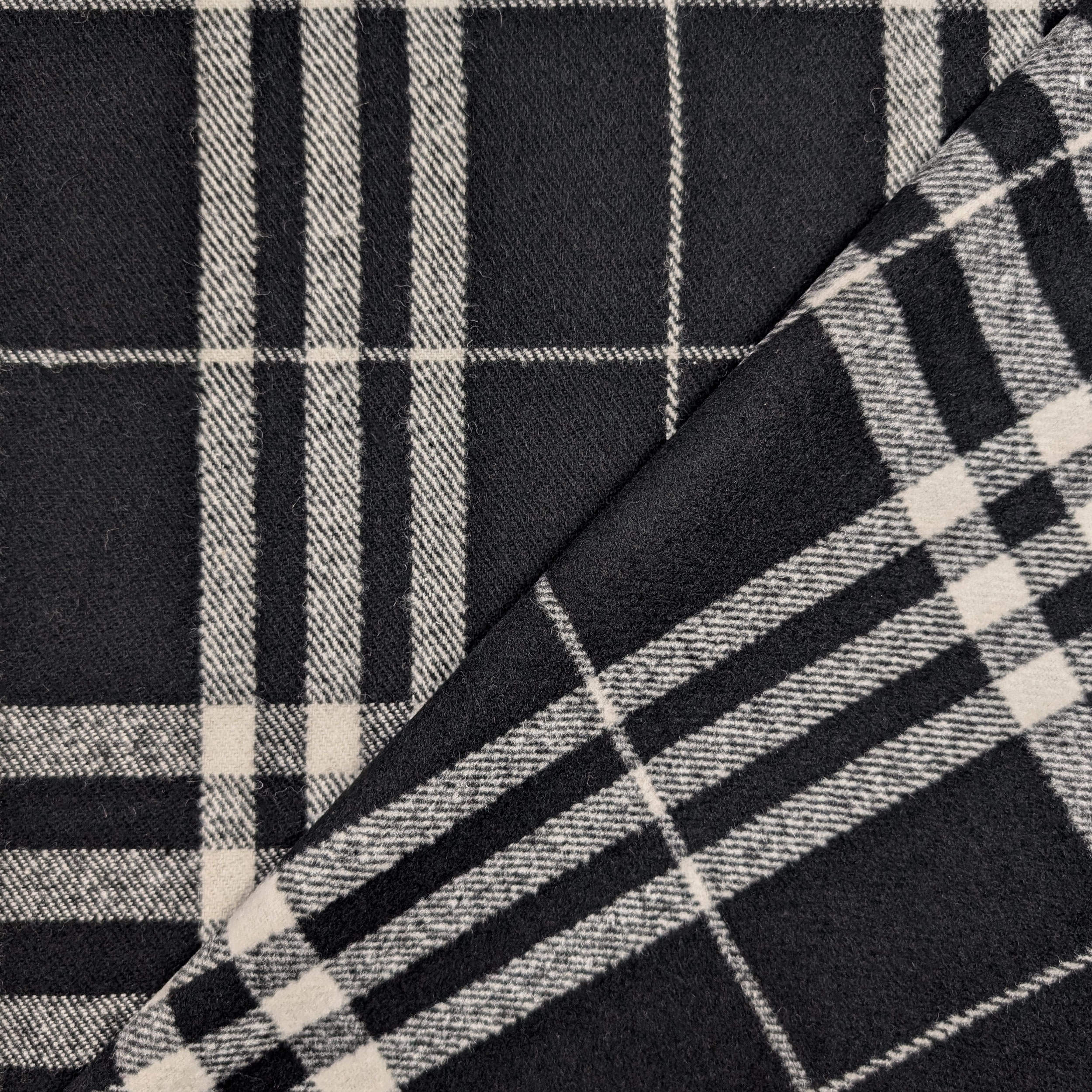Cappotto Lana Cashmere Double Tartan Bianco e Nero Image