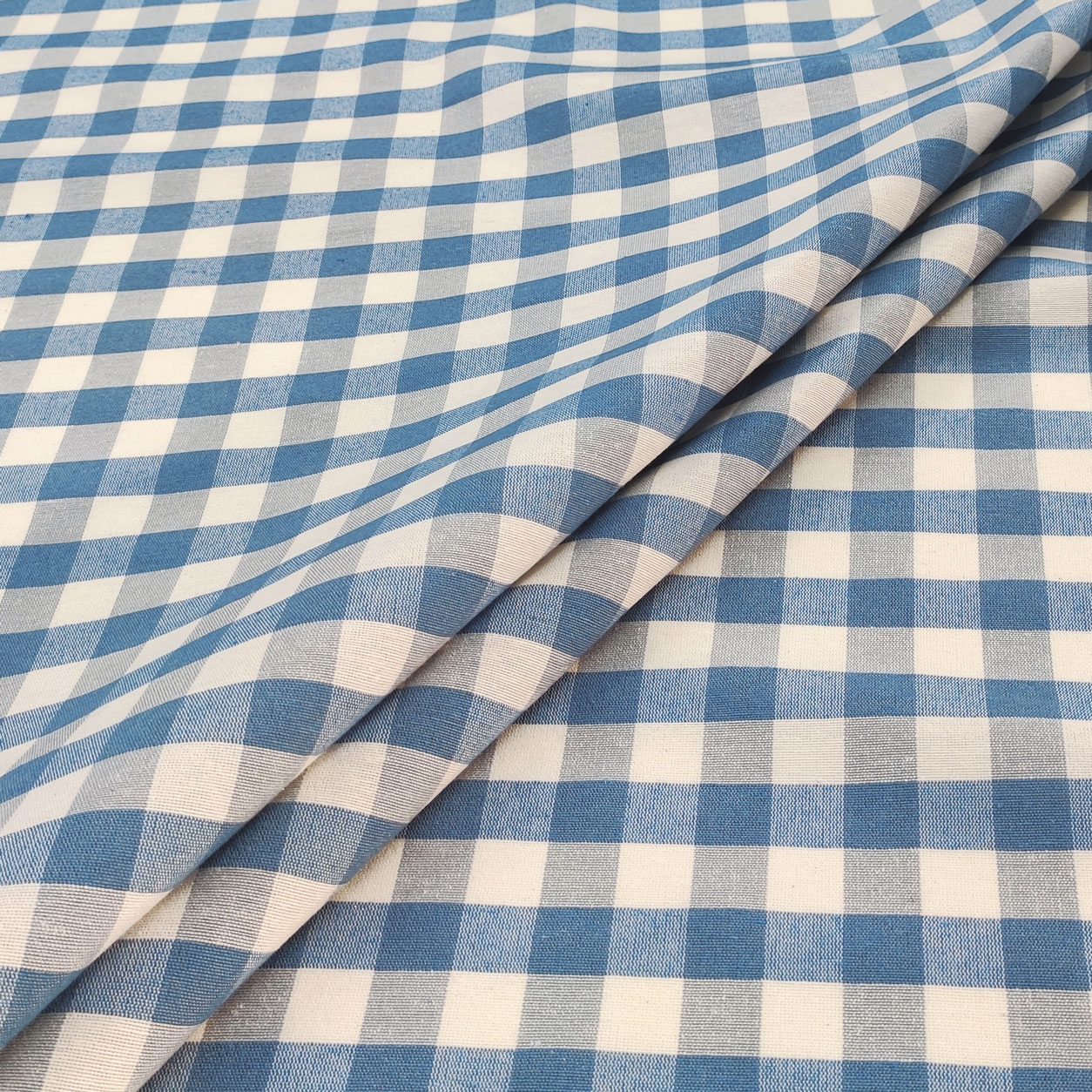 tovaglia-levantex-quadrettone-polvere