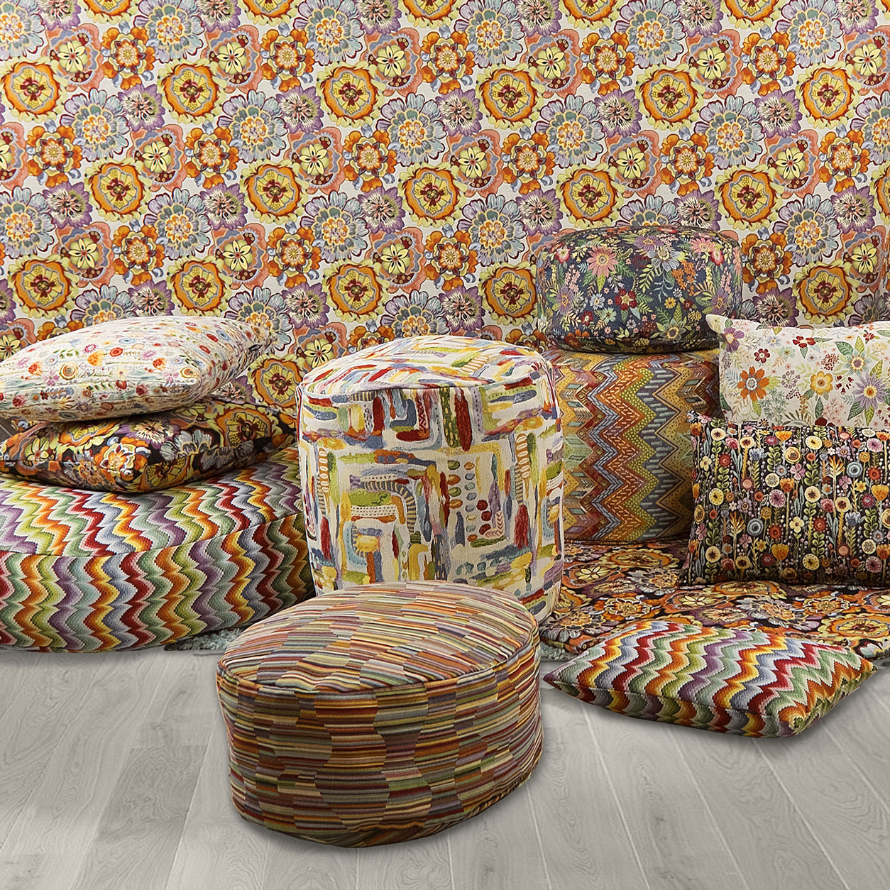 Cuscini Tessuti Per Divani Poltrone Tessuti Tappezzeria Missoni