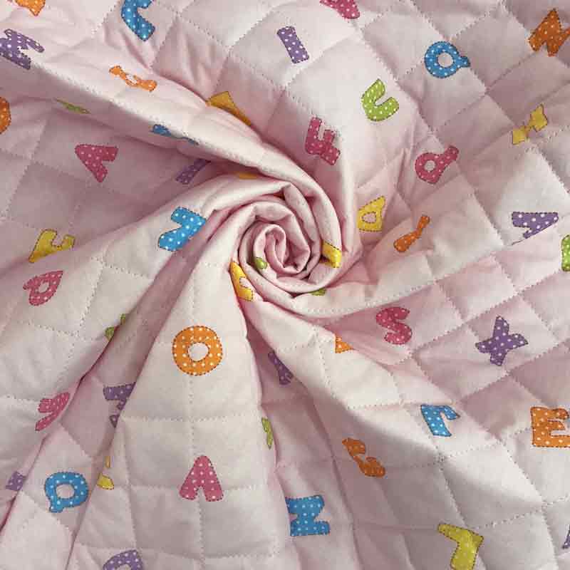 Tessuto Trapuntato Lettere Rosa Arricciato