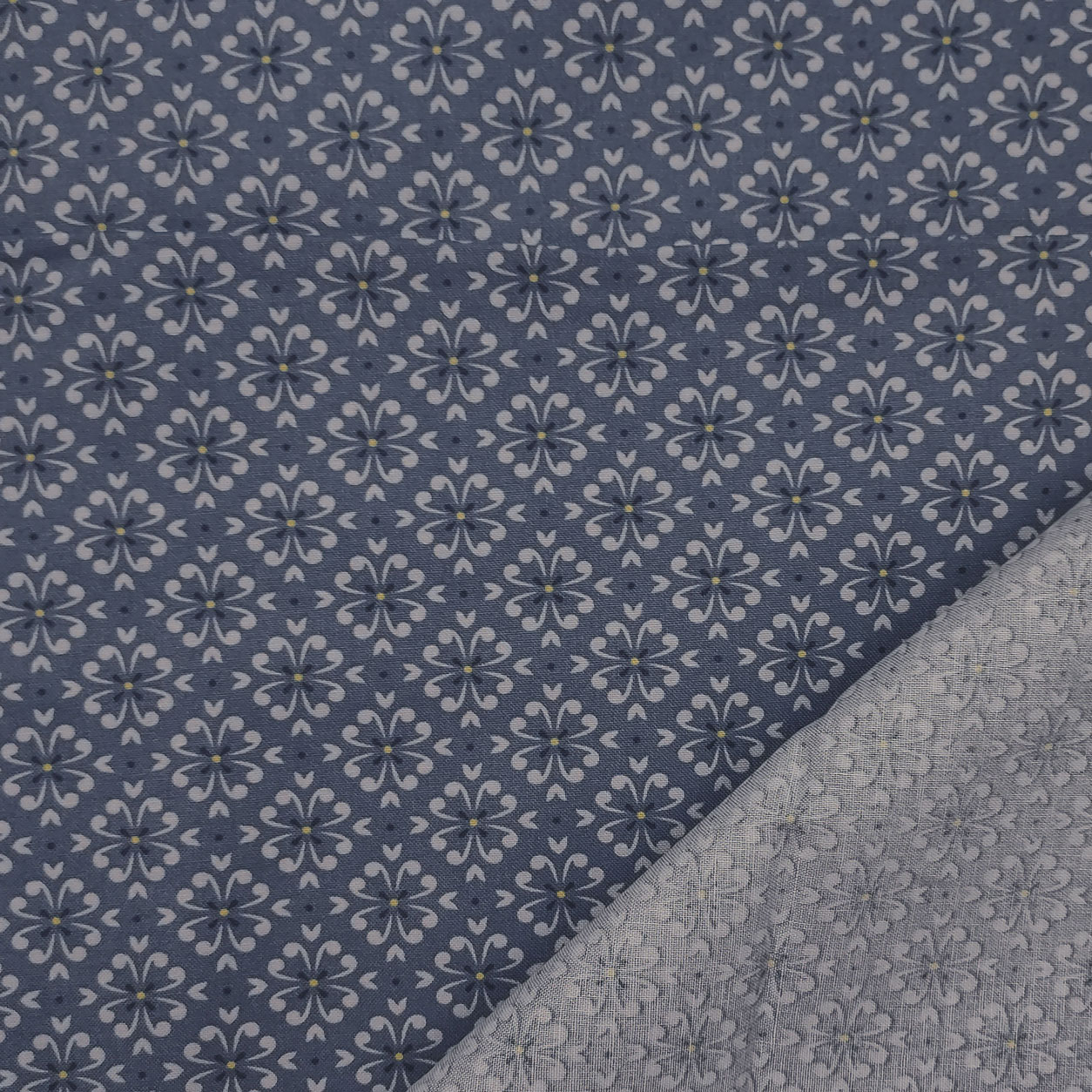 Stoffa in cotone arredo fantasia araba blu scuro giallo
