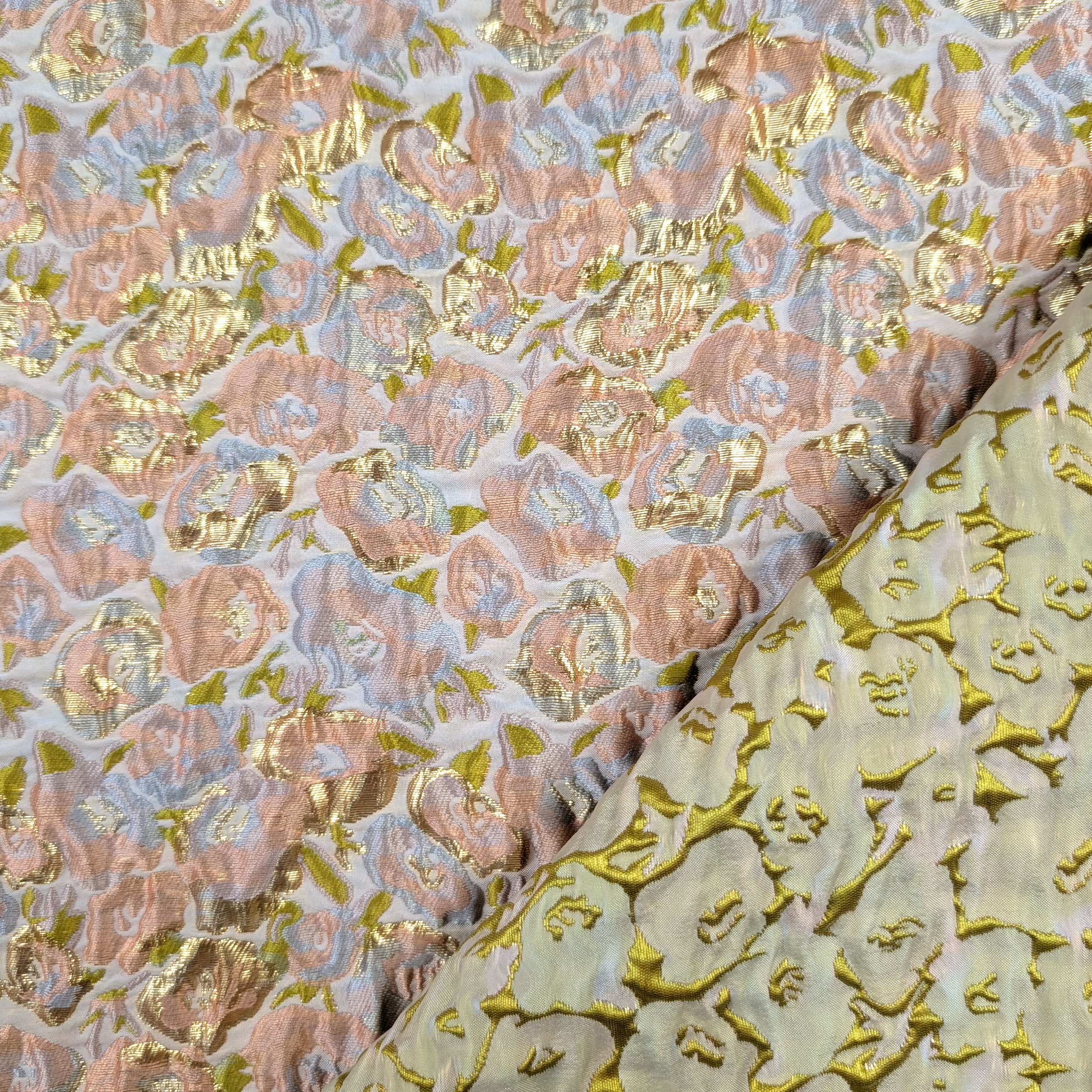 Broccato Alta Moda Fiori Rosa e Oro Image