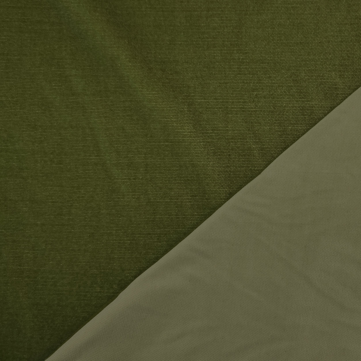 stoffa-in-velluto-verde