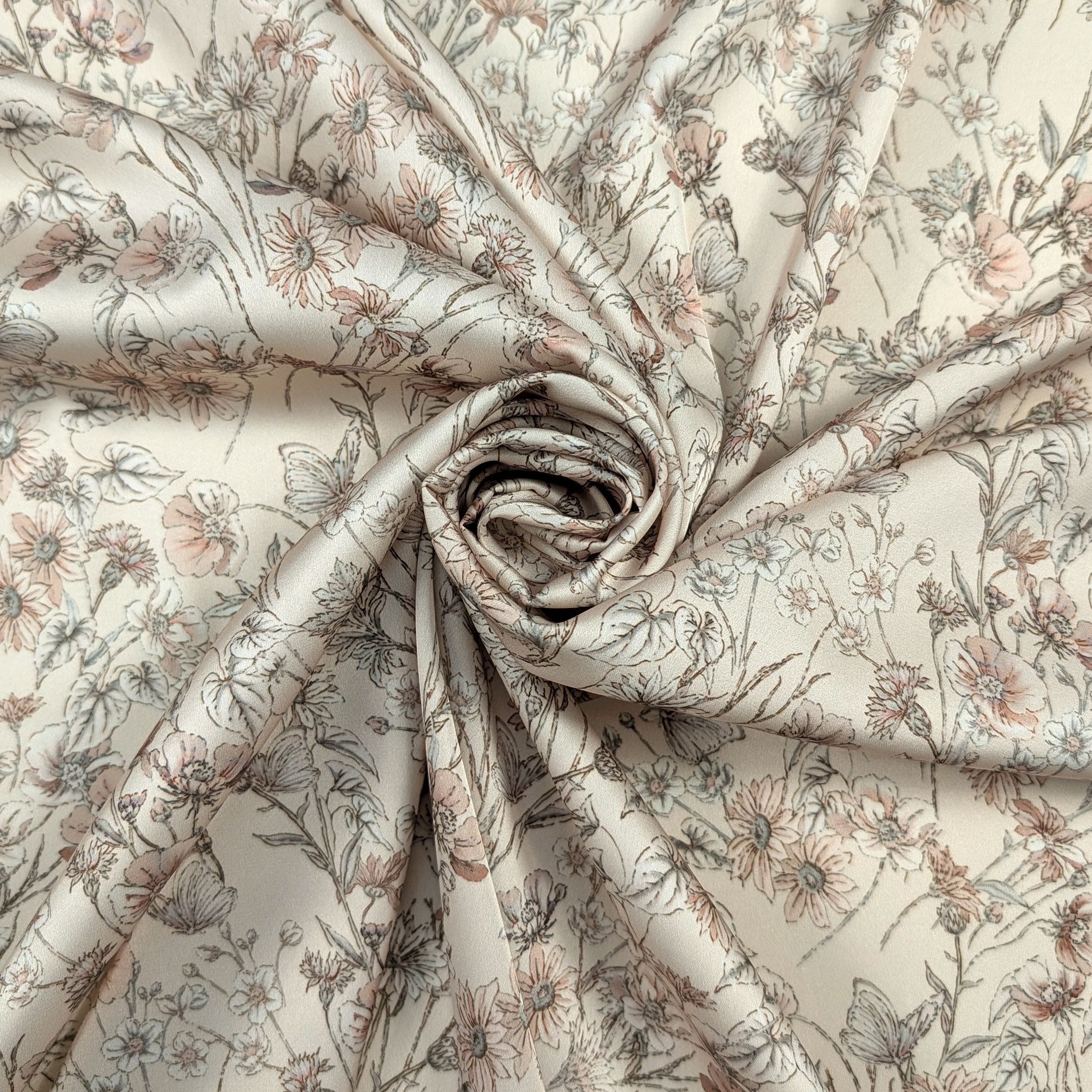 Raso Setato Cipria Alta Moda Farfalle e Fiori Image