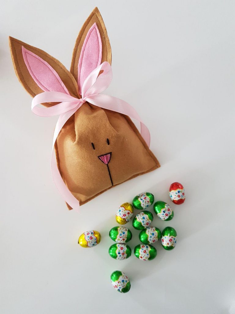 coniglio-porta-ovetti-handmade