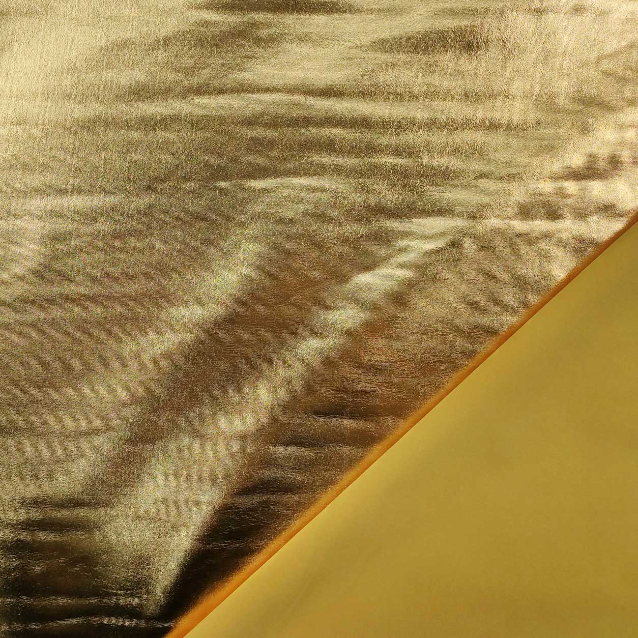 Tessuto lycra effetto metallizzato oro