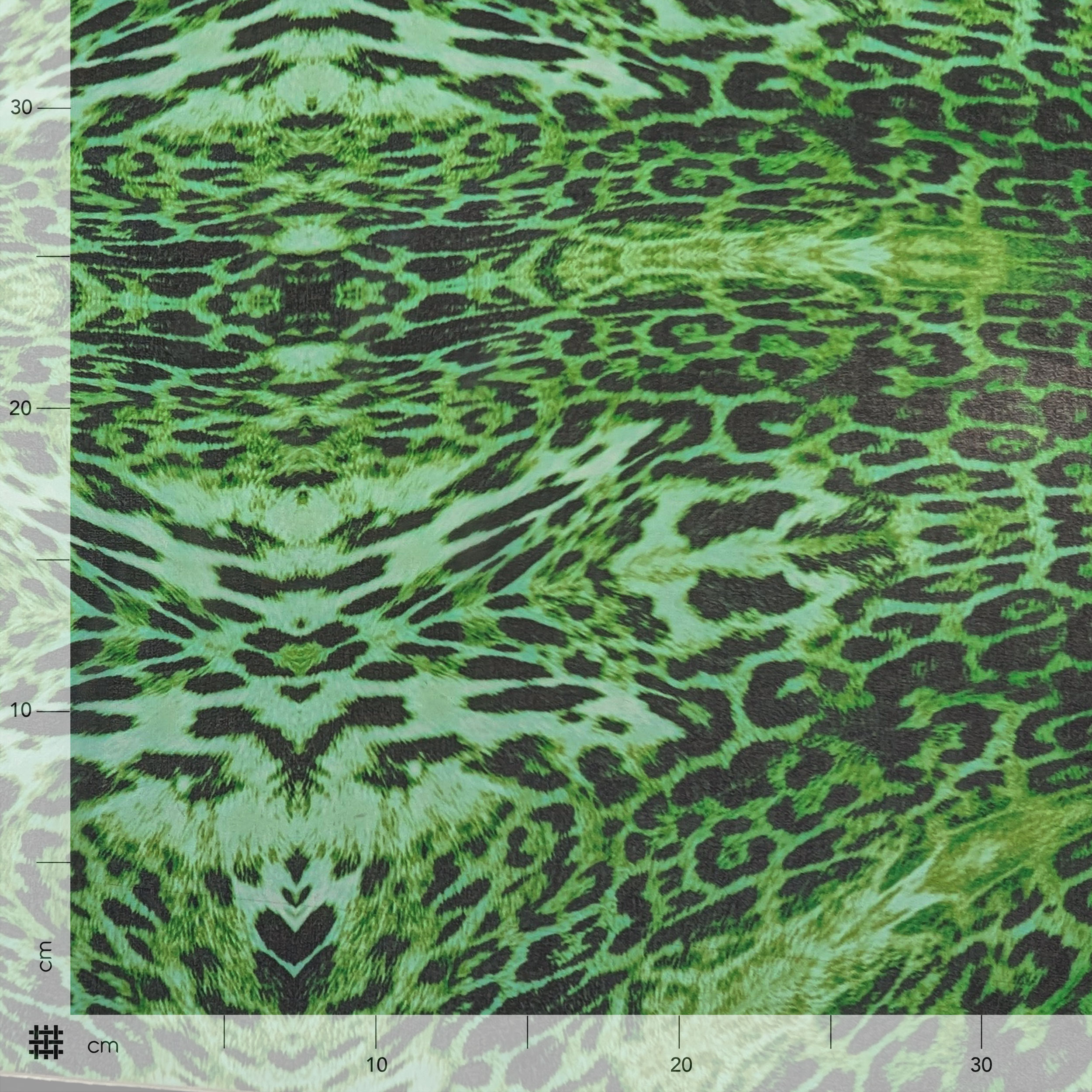 Chiffon Fantasia Maculata Verde Image