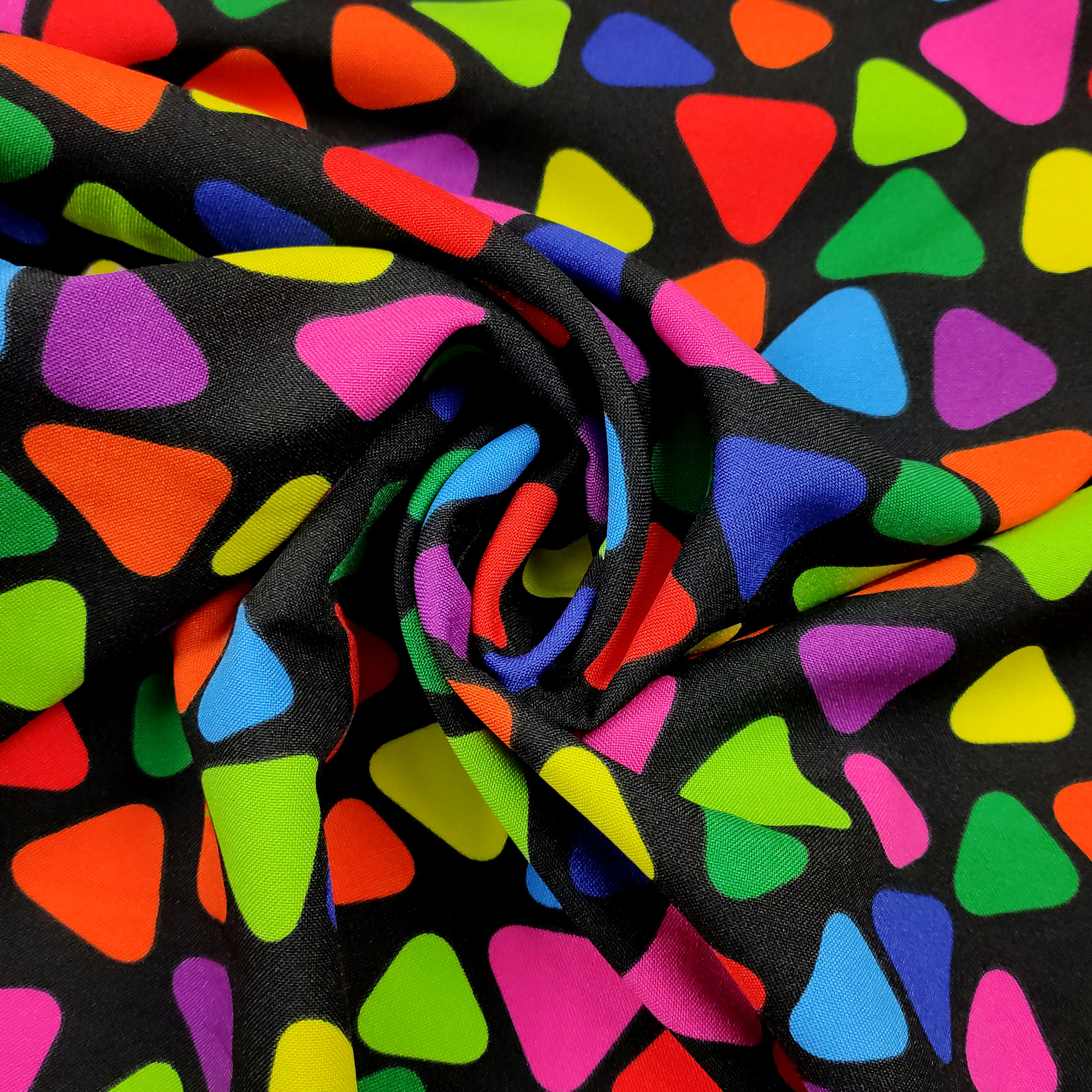 Tessuto Carnevale Triangoli Multicolori