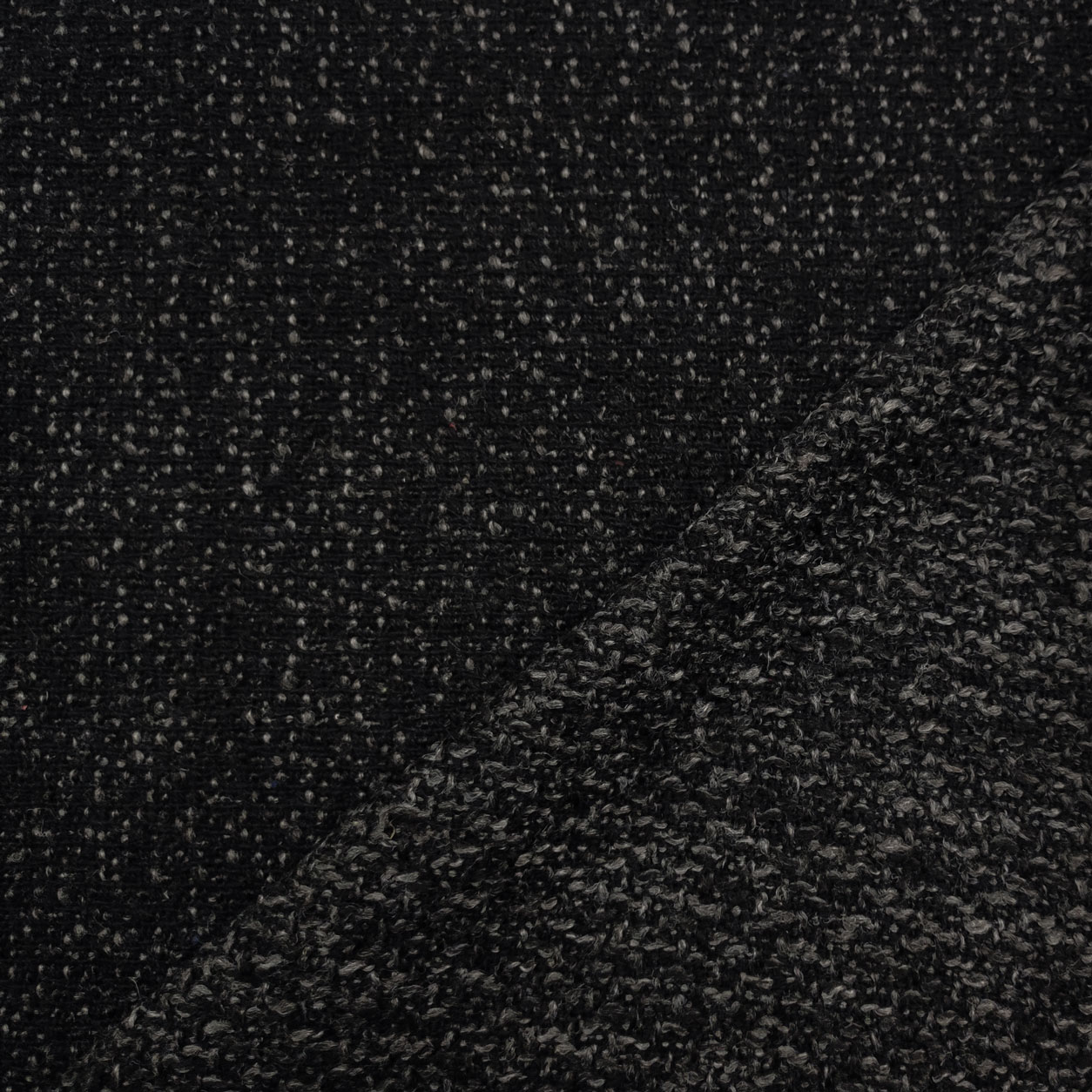 tessuto-maglia-grigio-nero