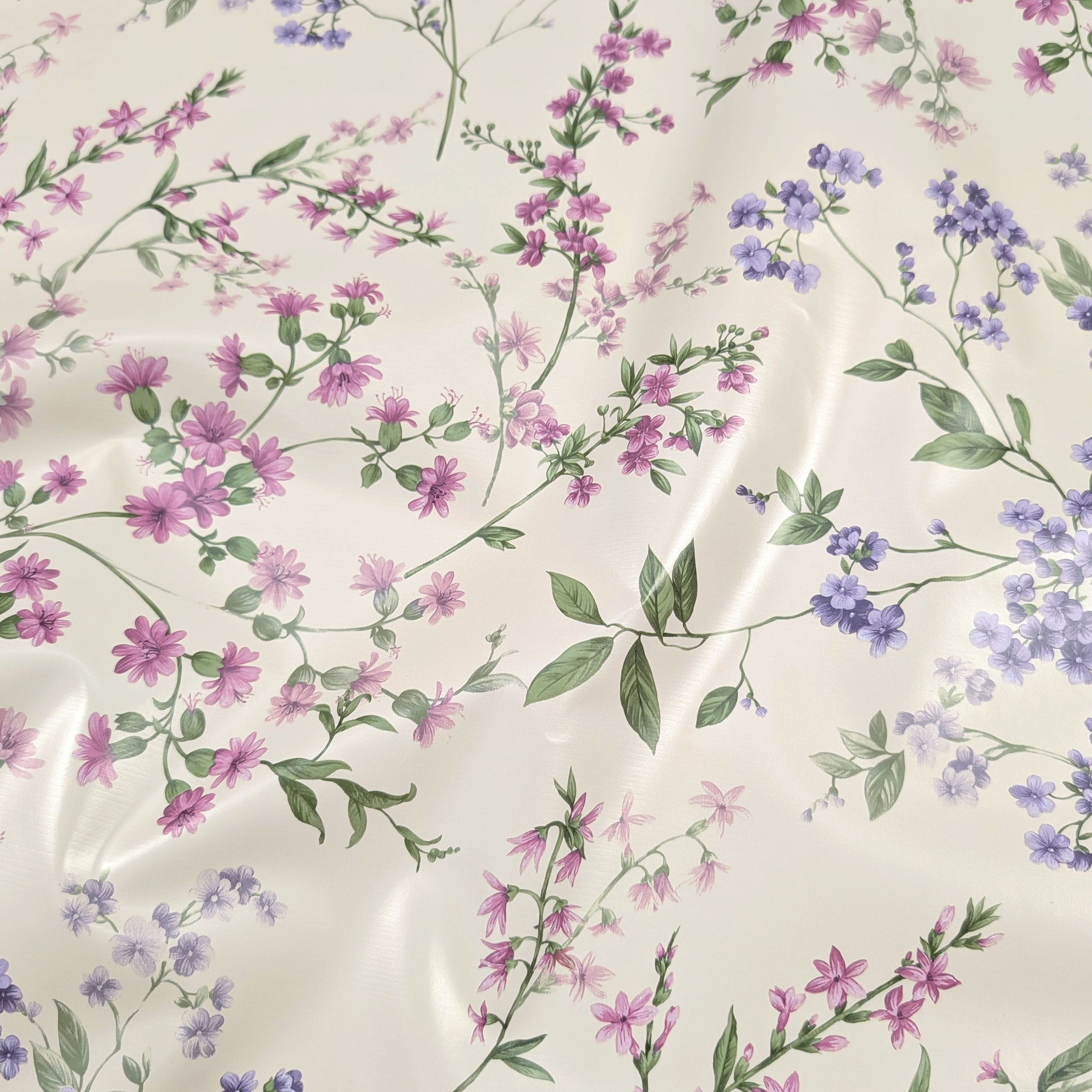 Tessuto per Tovaglia Plastificata Fiori Rosa e Lilla Image