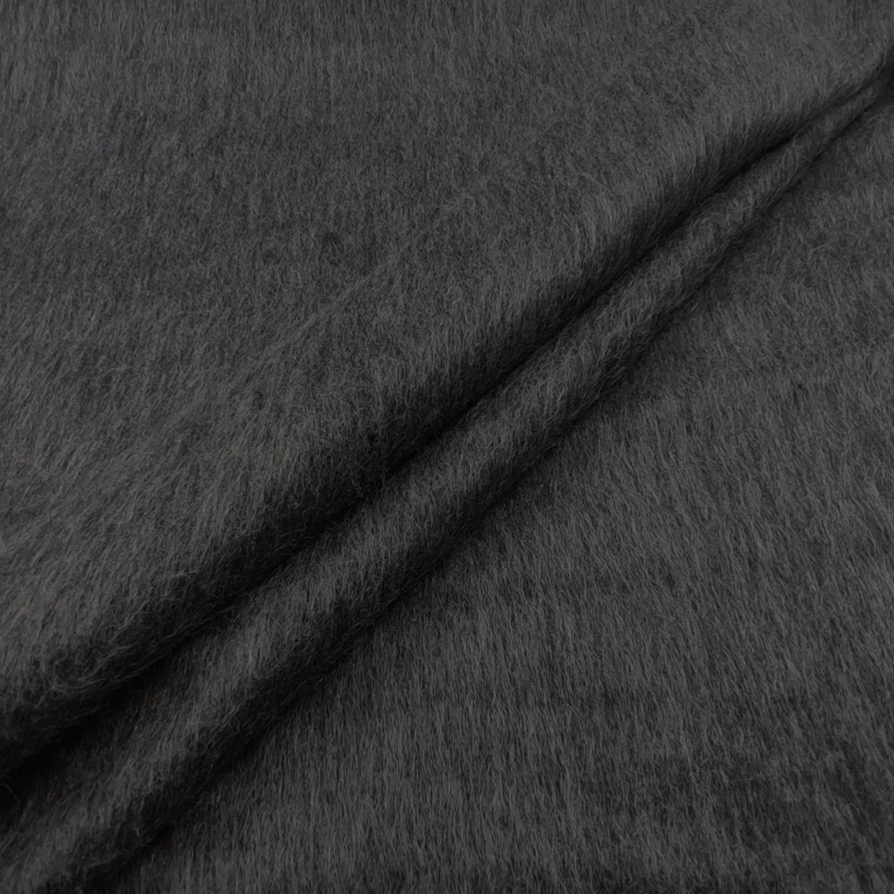 pelliccia-sintetica-pelo-corto-antracite