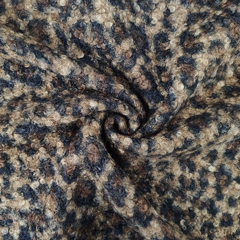 Tessuto Bouclè Cappotto Leopardato