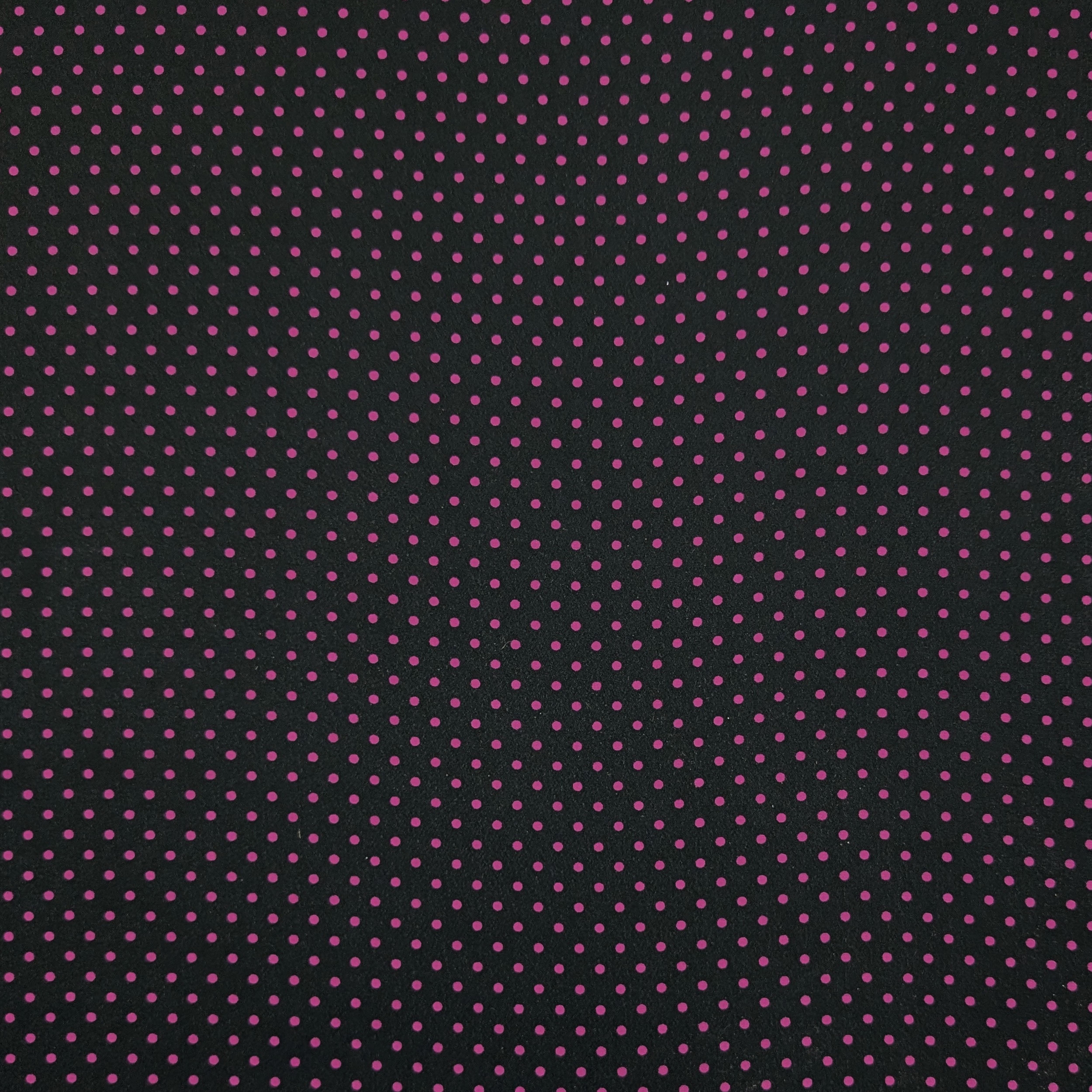 Georgette Nero con Pois Fuxia Image