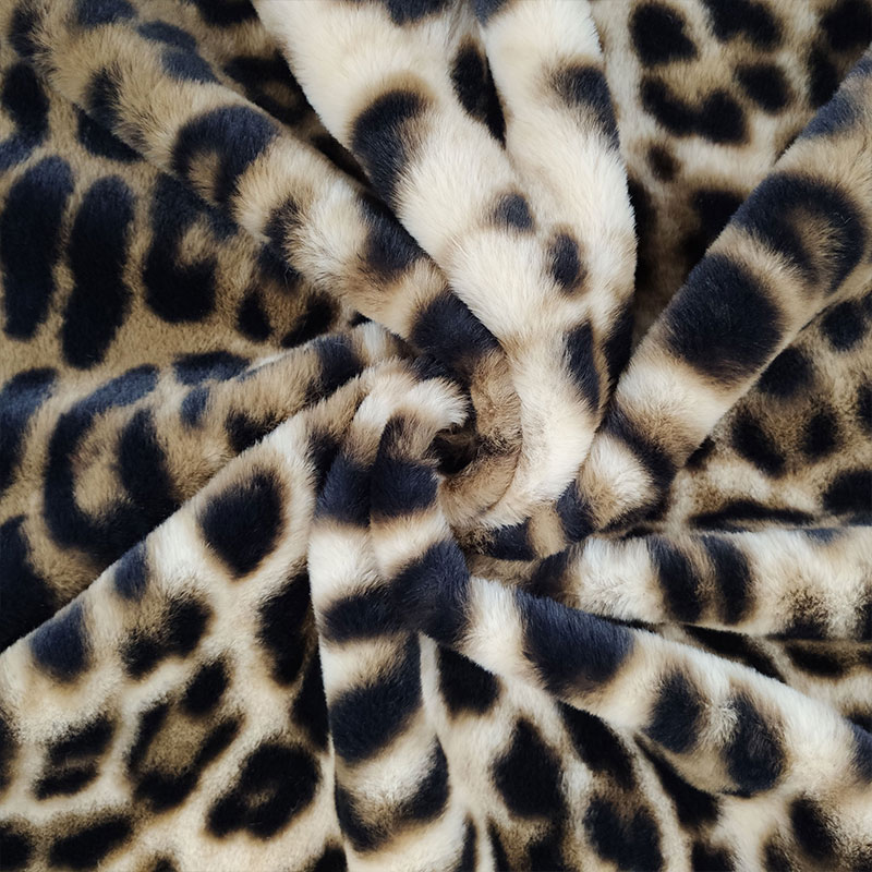 Tessuto Pelliccia Leopardata