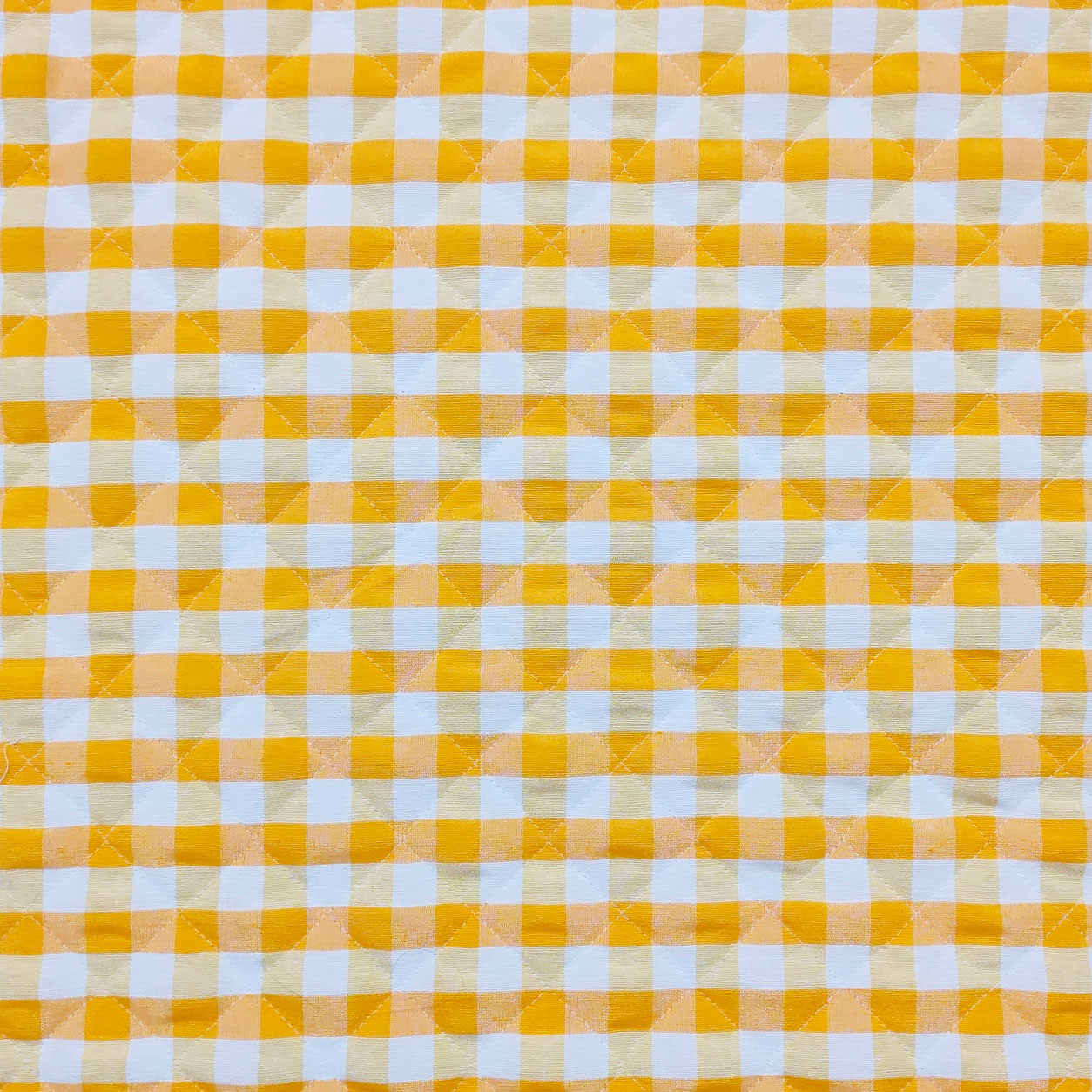 tessuto-trapuntato-arredo-cucina-giallo