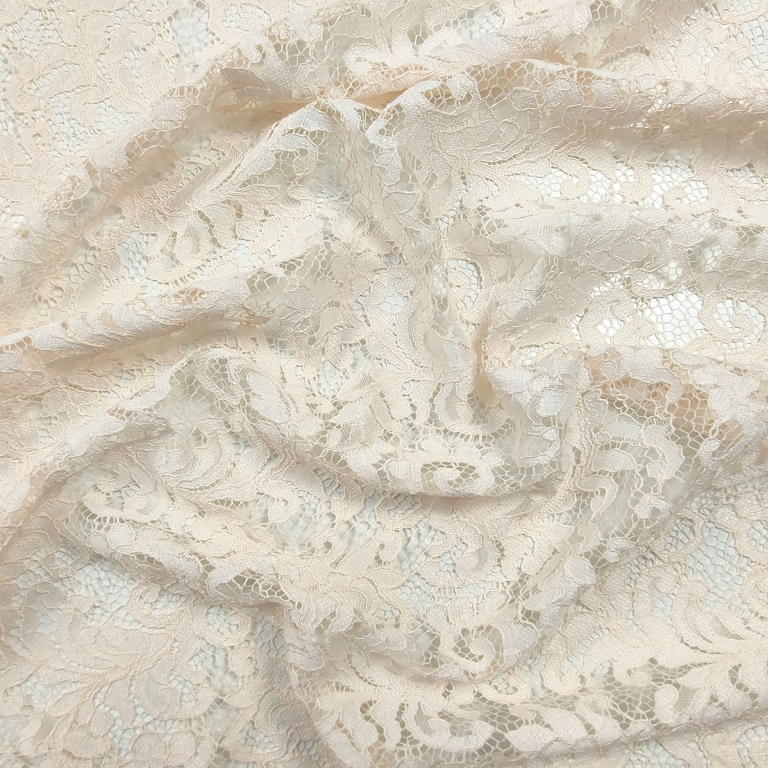 Ritaglio Pizzo Micky Burro 100x145 cm Image