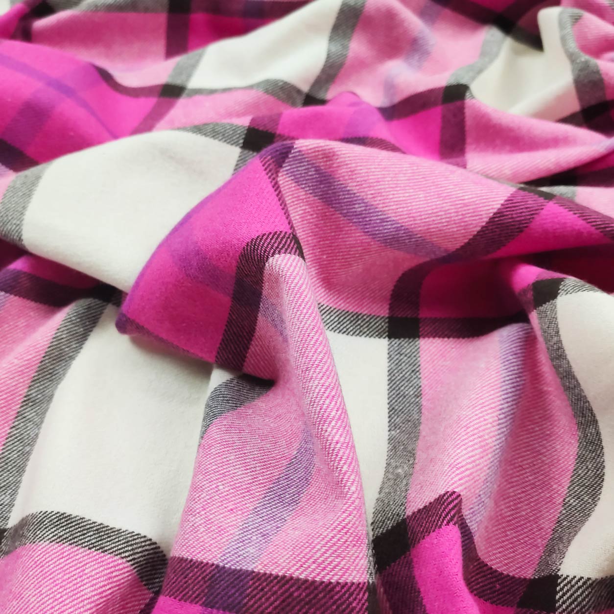 tartan-quadro-fuxia-panna