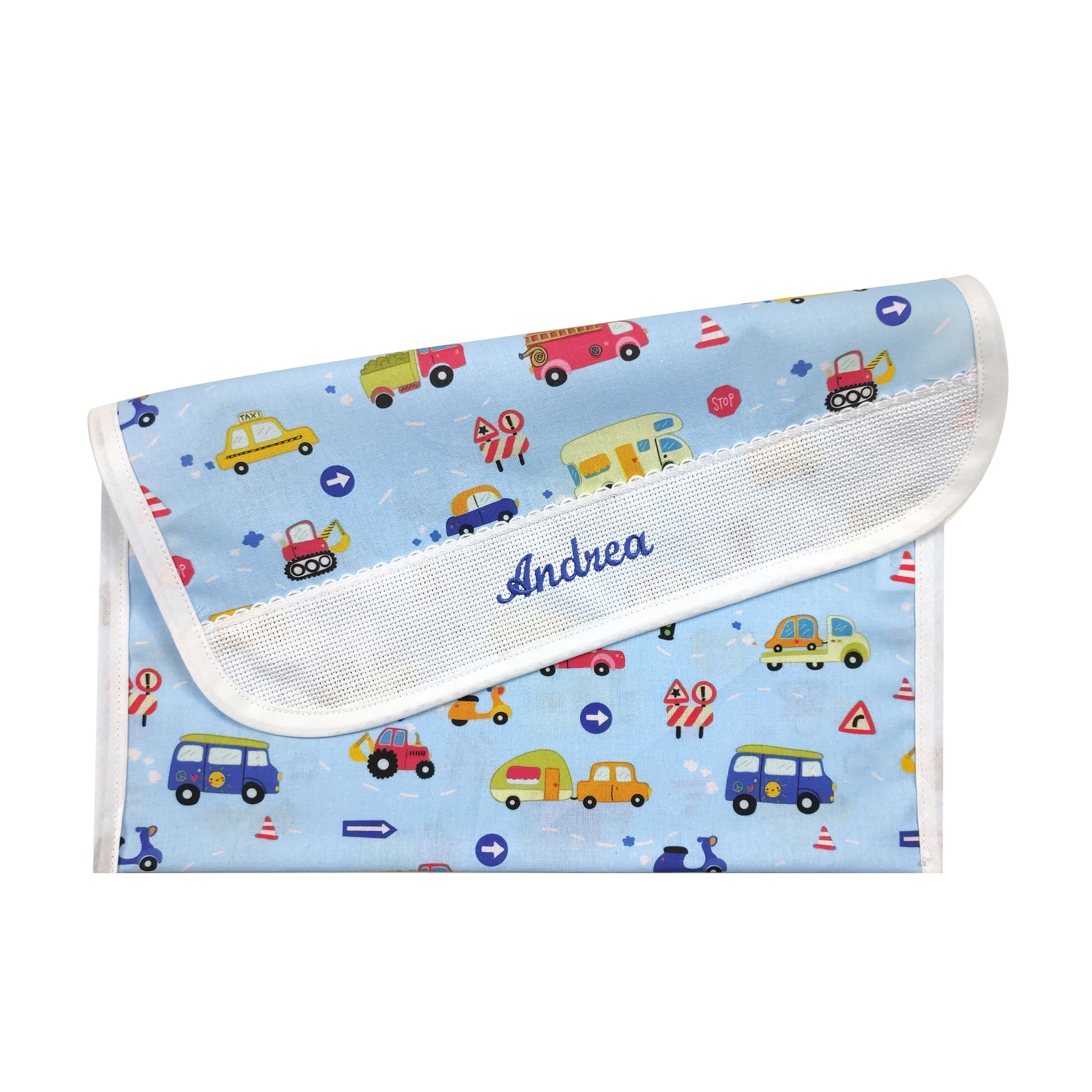portabavaglino ricamato macchinine piccole sfondo azzurro copia portabavaglino ricamato macchinine piccole sfondo azzurro copia