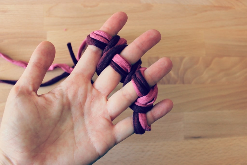 idee-originali-panini-tessuti-braccialetto-handmade