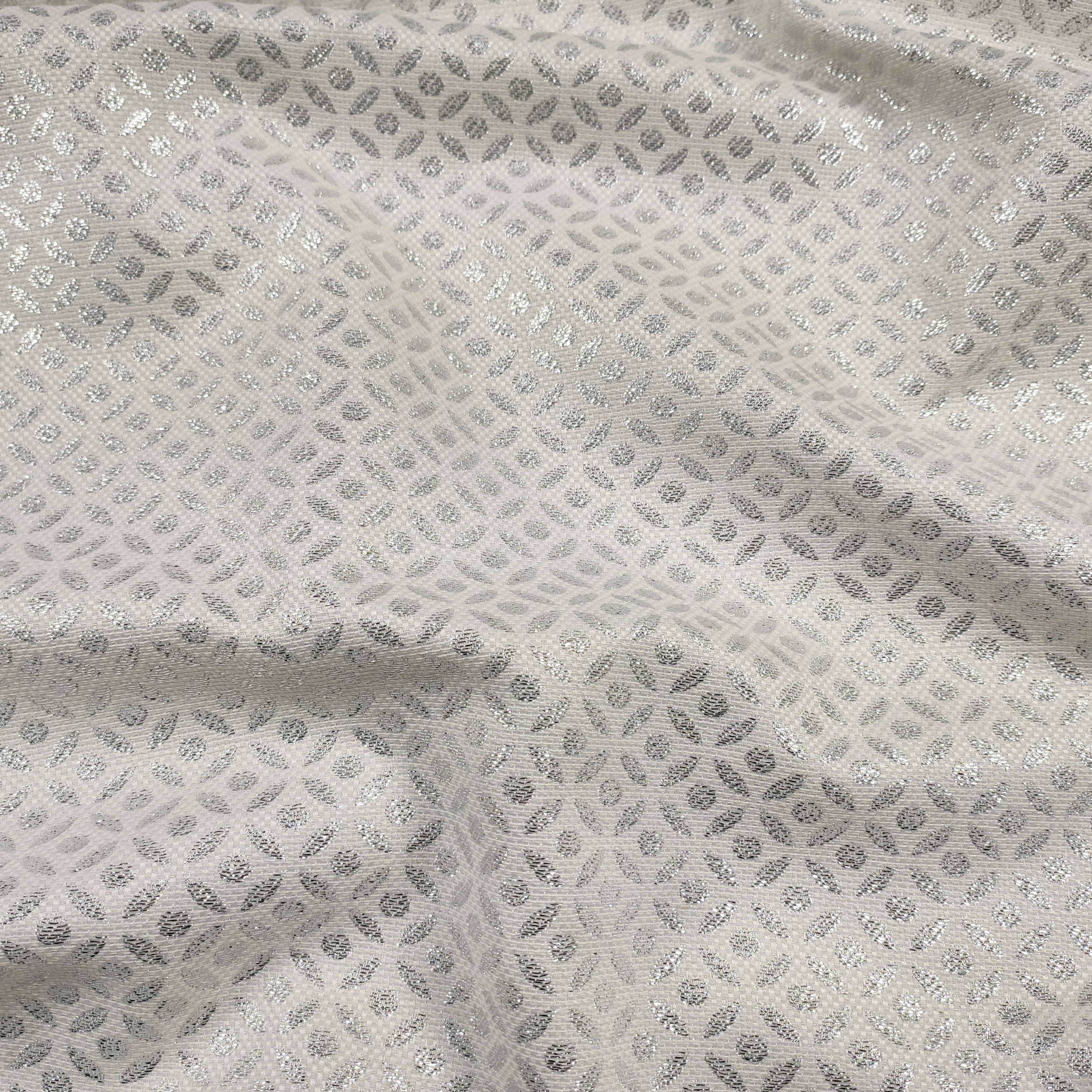 Tessuto Jacquard con Fantasia Lurex Argento