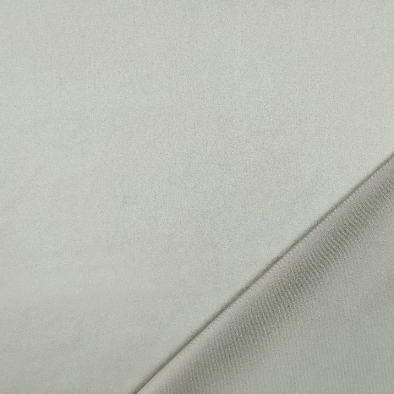 rasetto-effetto-seta-grigio-fumo-piega