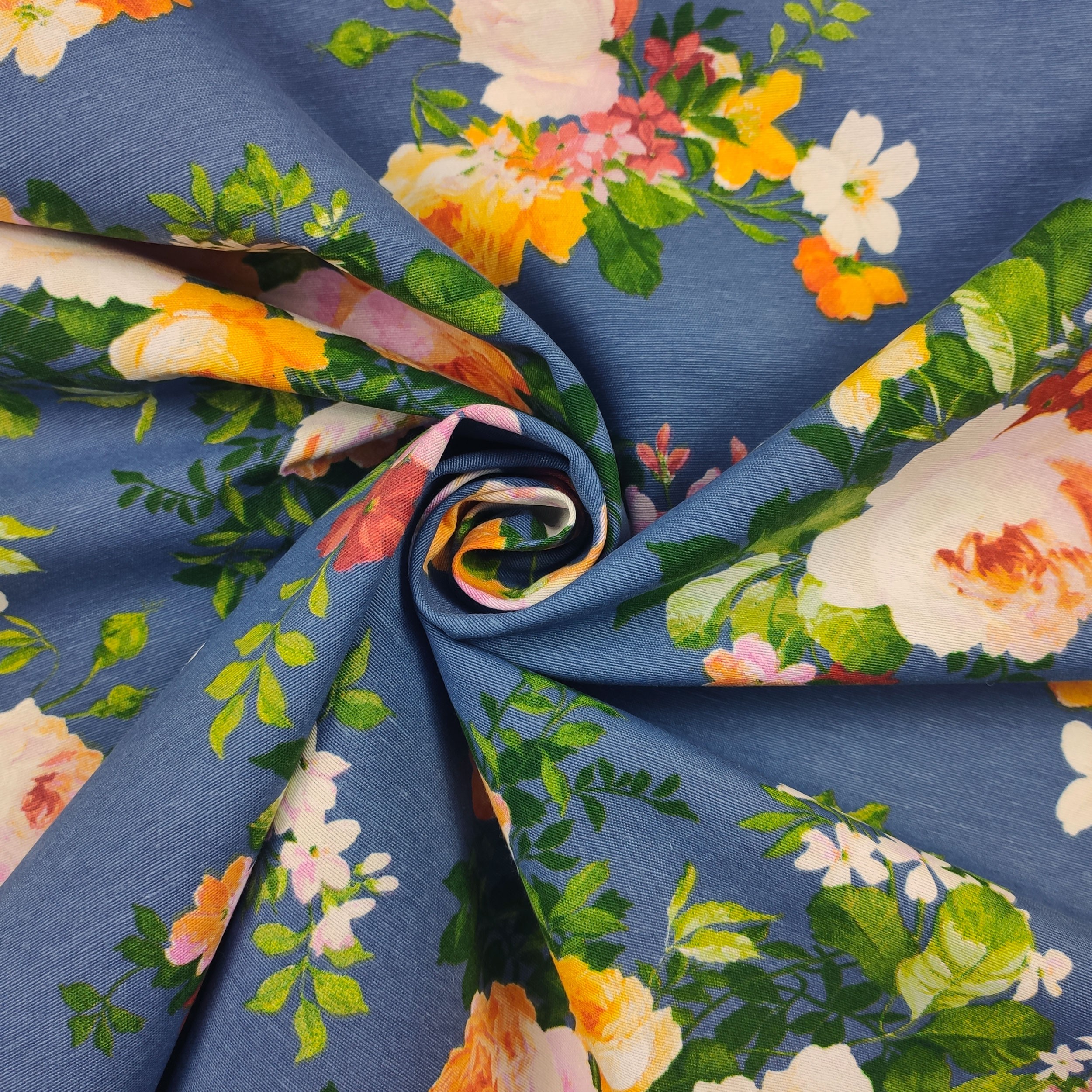 Tessuto Misto Cotone Rose Colorate Sfondo Blu